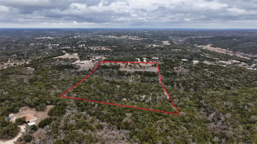 137 Honeycomb Ln, Kerrville, TX 78028 - #3