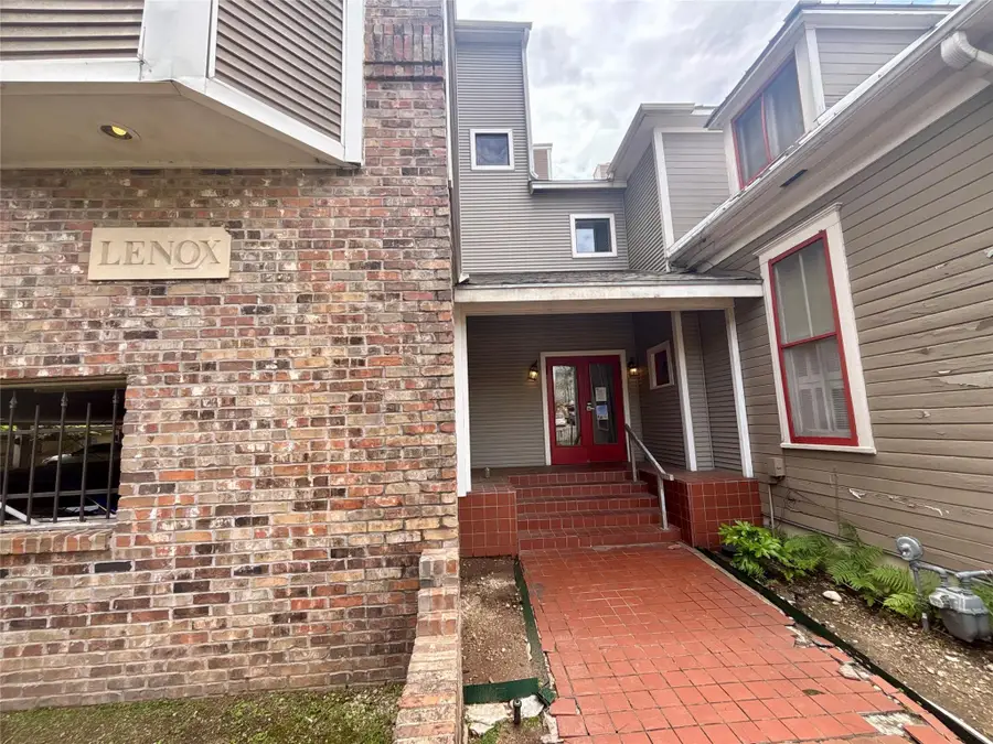 915 W 23rd St #206, Austin, TX 78705 - #2