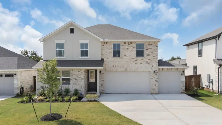 113 Plumbago Ln, Marble Falls, TX 78654 - Image #2