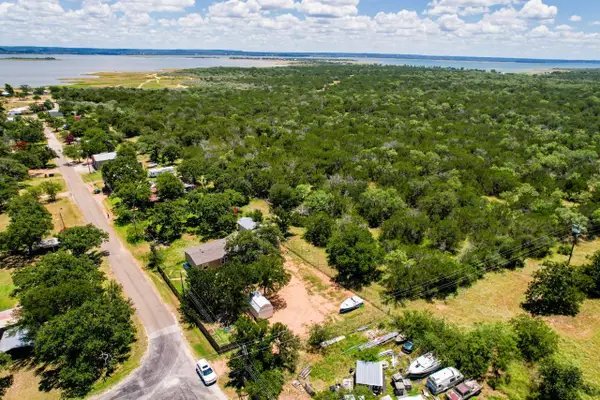 636 South St, Tow, TX 78672