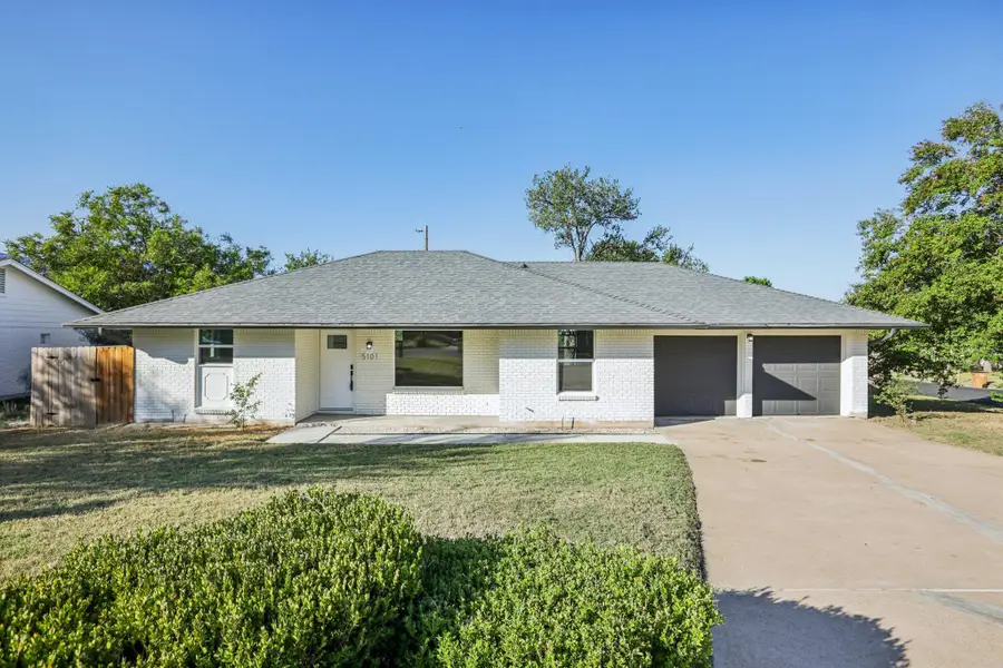 5101 Woodmoor Dr, Austin, TX 78721 - Image #2