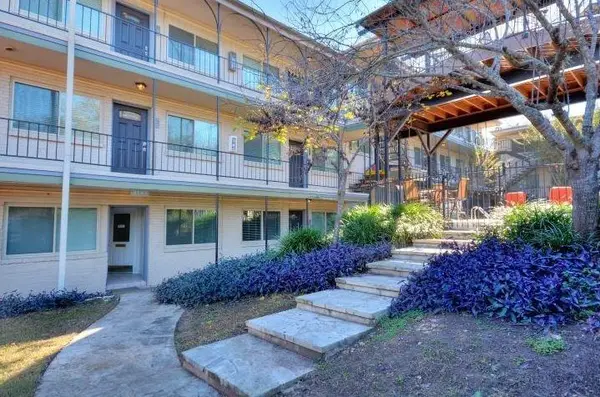 1202 Newning Ave #100, Austin, TX 78704
