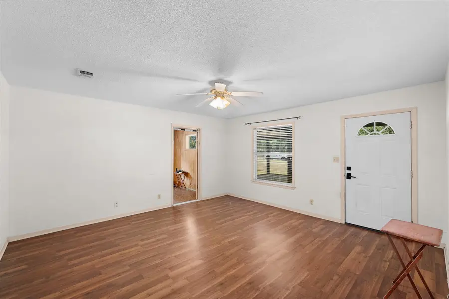 740 E Roitsch Ln, La Grange, TX 78945 - #3