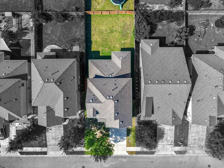 108 Normal School Way, Liberty Hill, TX 78642 - #2