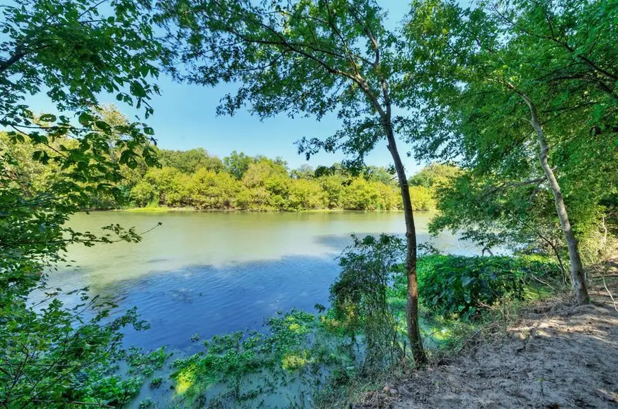 213 River Front Dr, Cedar Creek, TX 78612 - #2