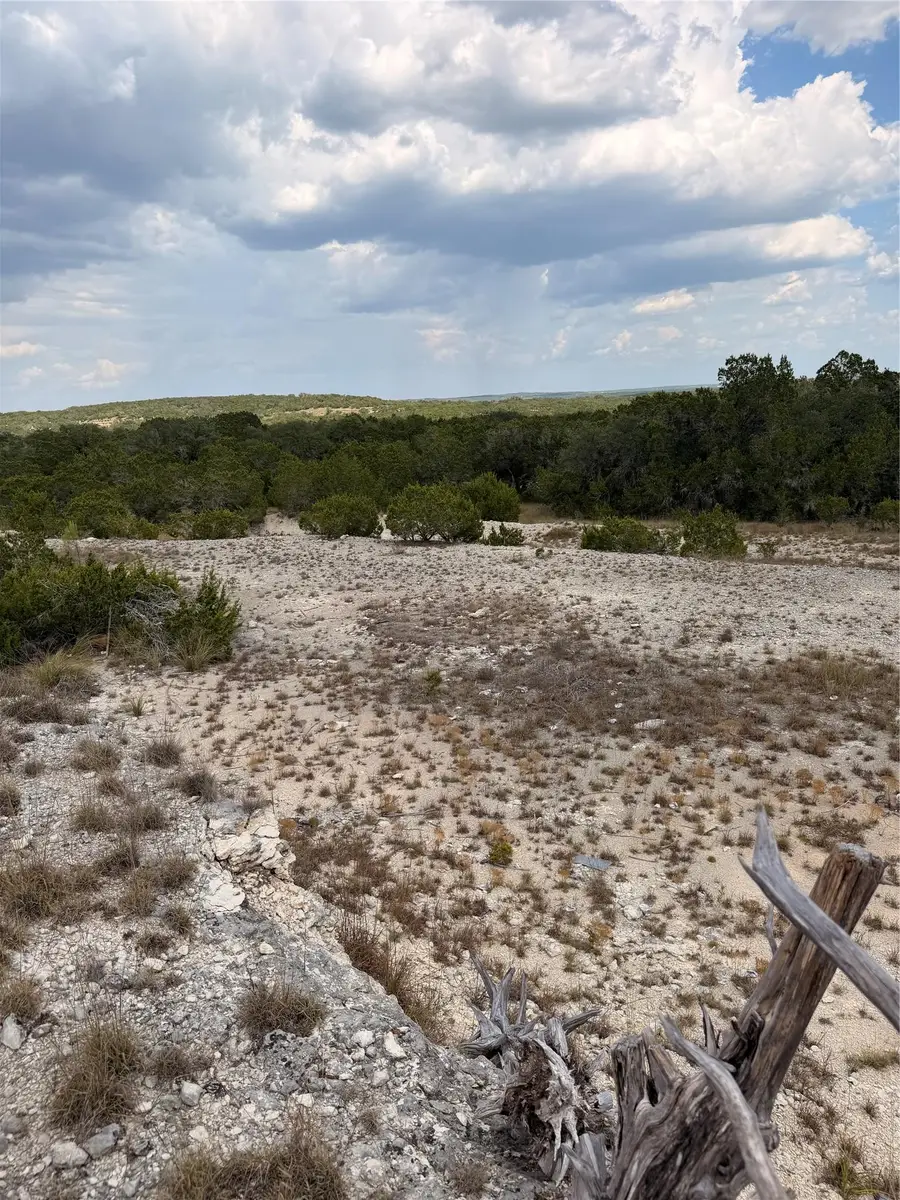 800 Rolling Hills Dr, Wimberley, TX 78676 - #2