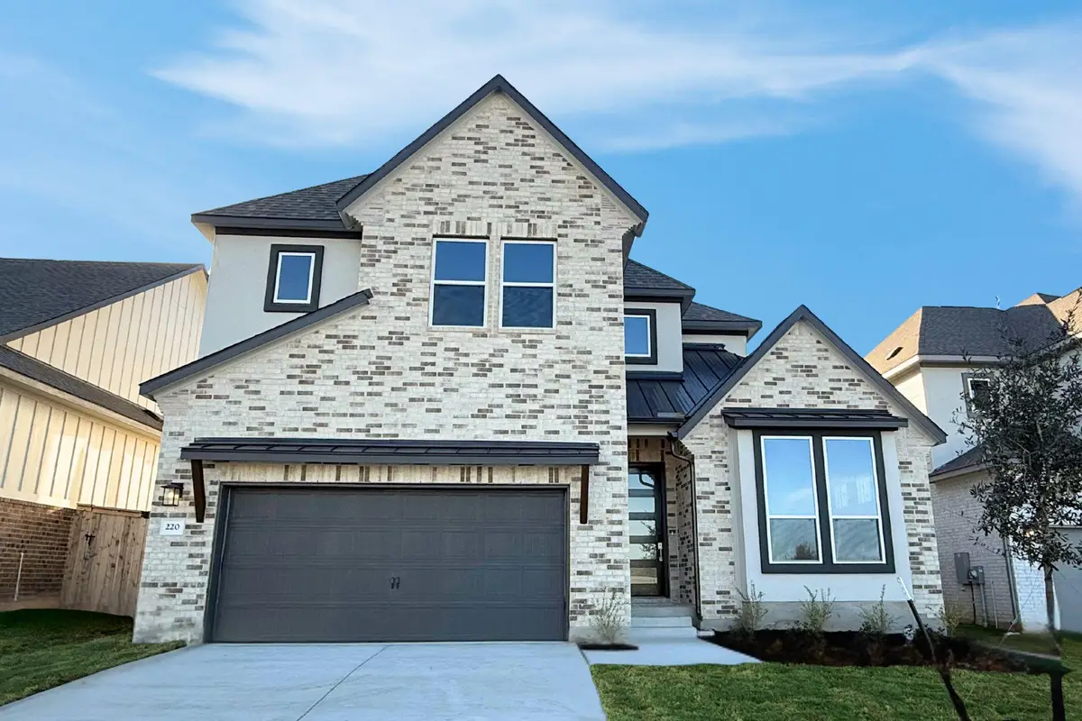 220 Crescent Heights Dr, Georgetown, TX 78628 - Image #1