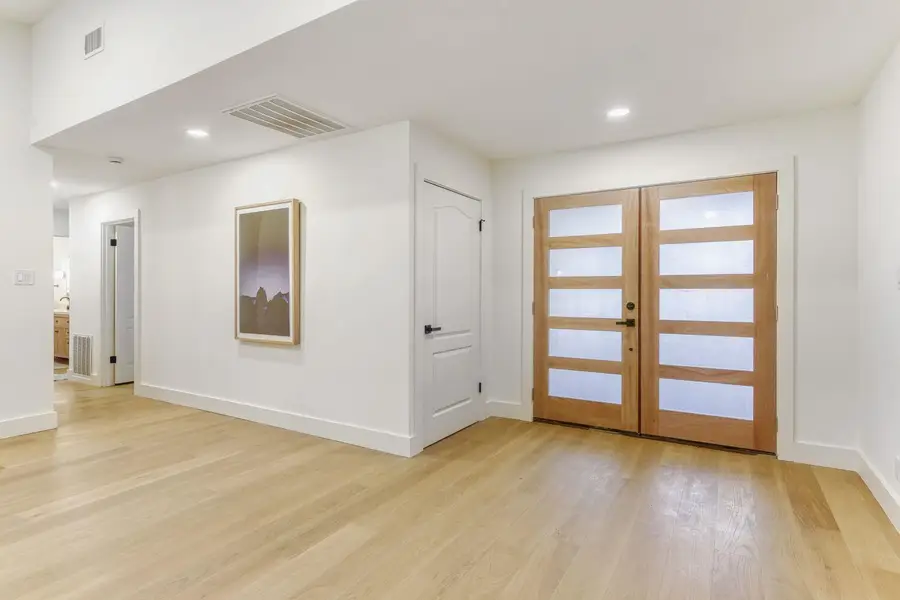 8702 Balcones Club Dr, Austin, TX 78750 - #3