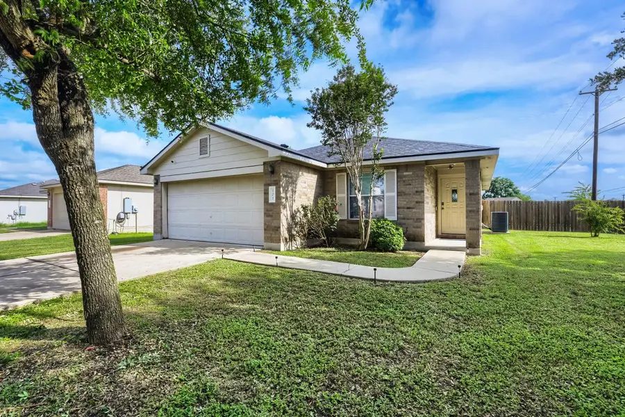 101 Adamae Ln, Hutto, TX 78634 - #2