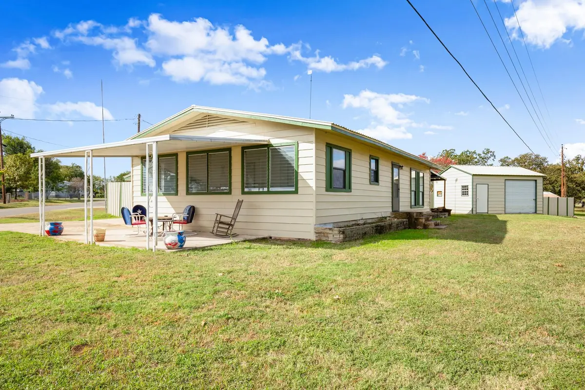 210 Striper Haven Ln, Buchanan Dam, TX 78609 - Image #1