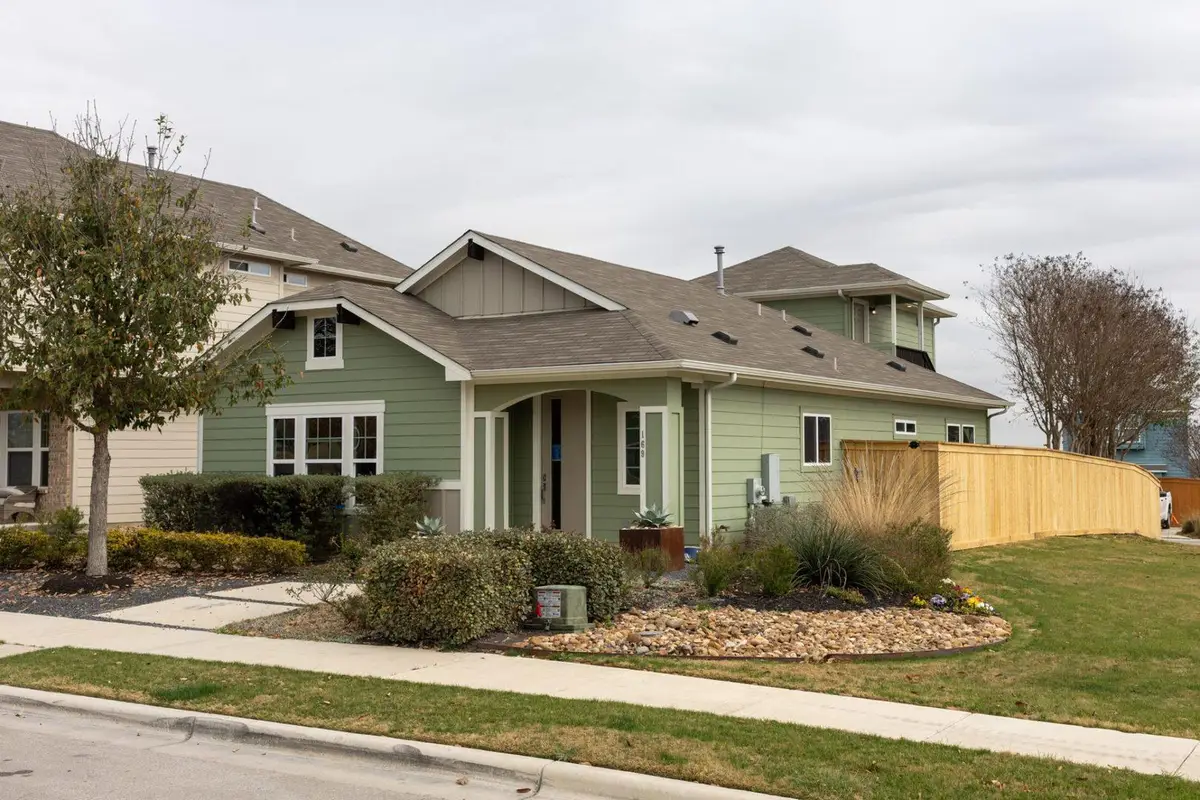 169 Bosque Dr, San Marcos, TX 78666 - #1