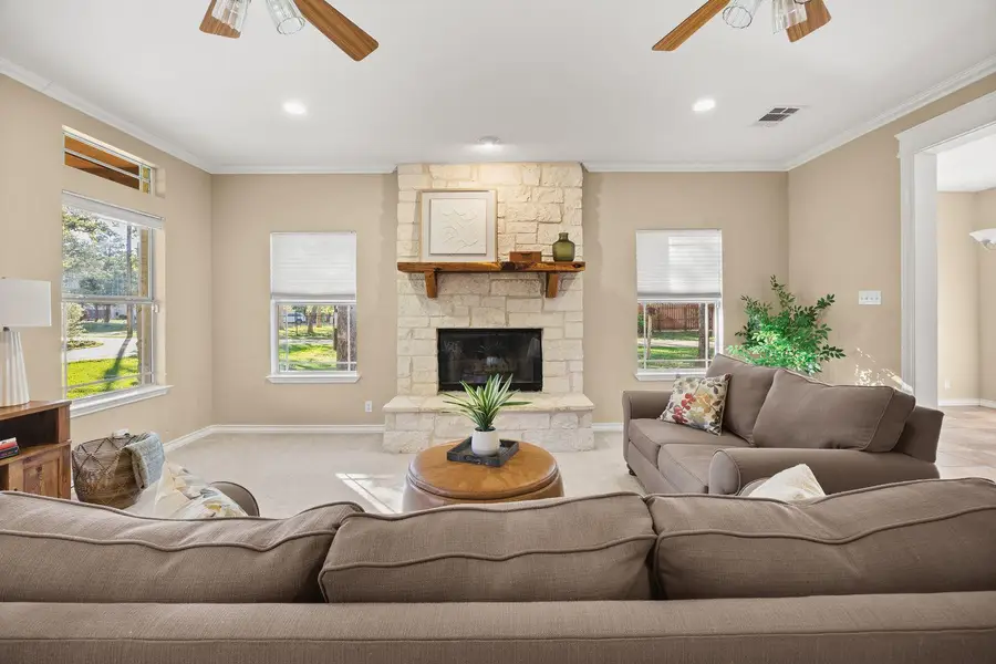 226 Cedar Hills Dr, Elgin, TX 78621 - #3