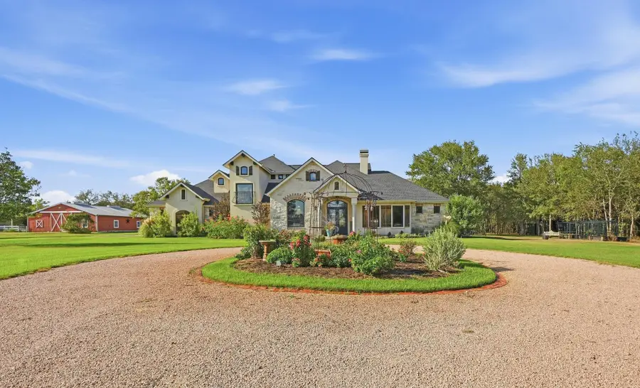 450 Colorado Dr, Cedar Creek, TX 78612 - #2