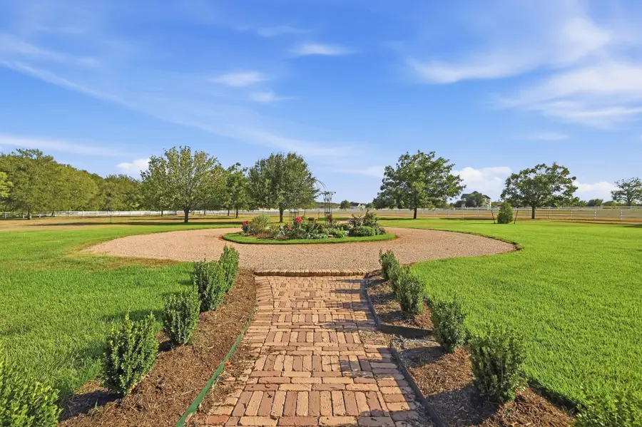 450 Colorado Dr, Cedar Creek, TX 78612 - #3