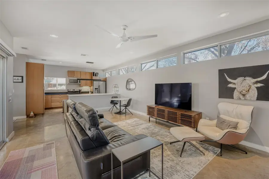 5909 Lux St, Austin, TX 78721 - #2