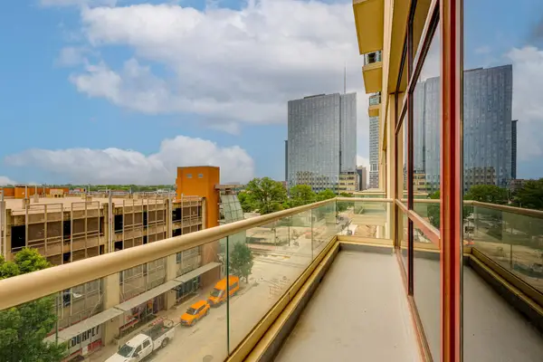 555 E 5th St #523, Austin, TX 78701