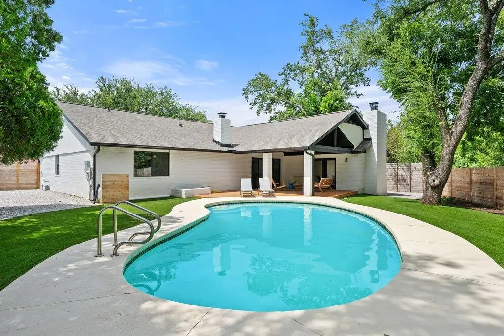 6303 Cannes Cir, Austin, TX 78745 - #1
