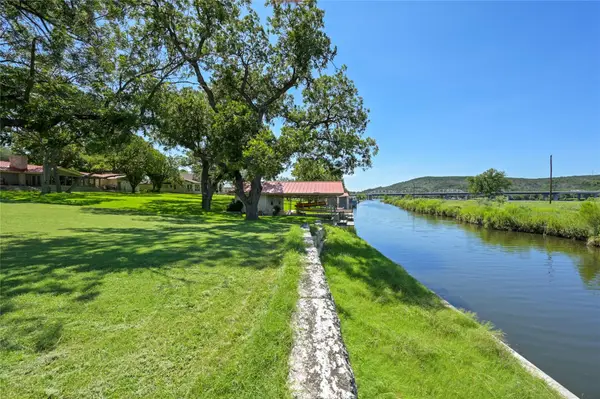 139 County Road 141, Burnet, TX 78611