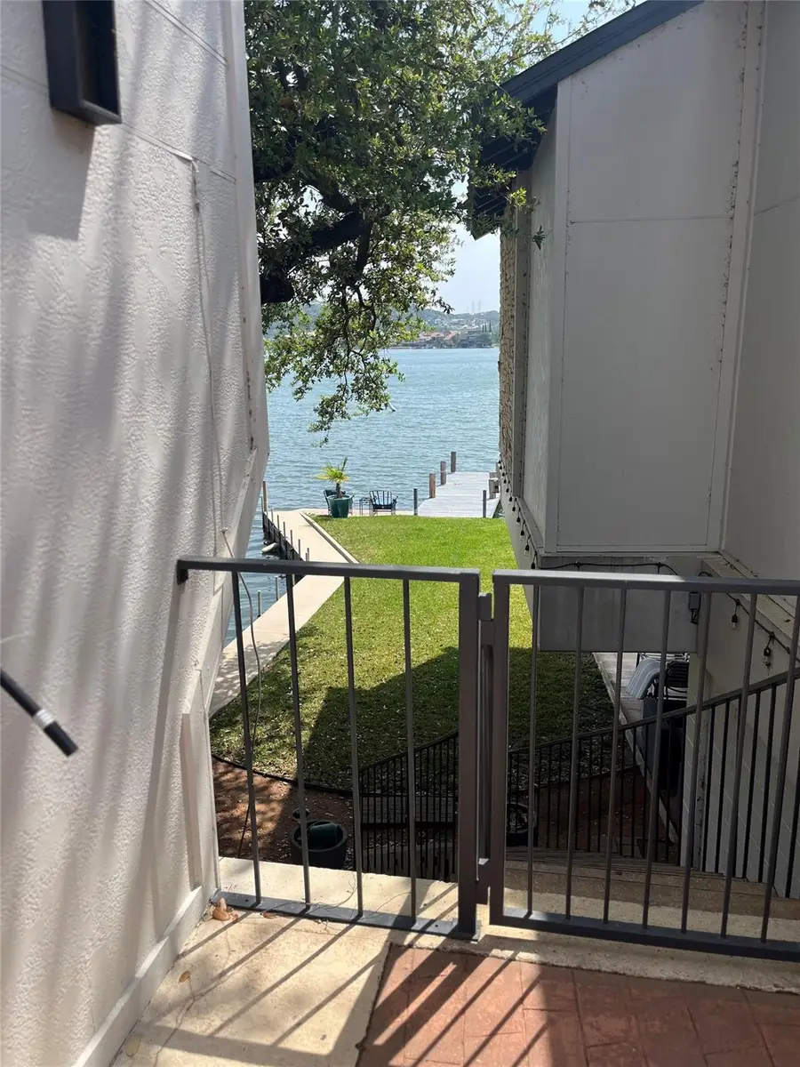 103 Island Dr #8, Horseshoe Bay, TX 78657 - #3