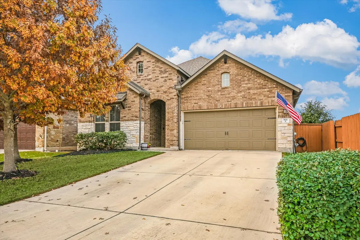 921 Isaias Dr, Leander, TX 78641 - Image #1