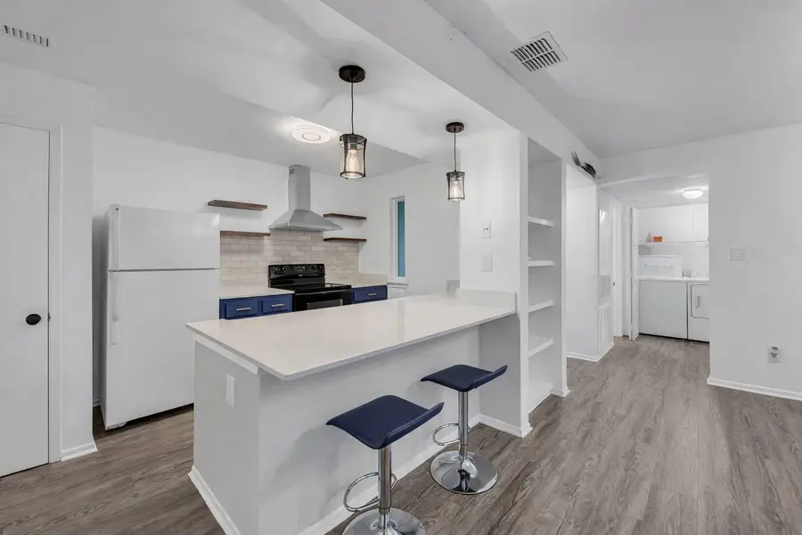 4500 E Oltorf St #D410, Austin, TX 78741 - #2