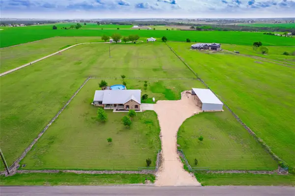 877 County Road 455, Coupland, TX 78615