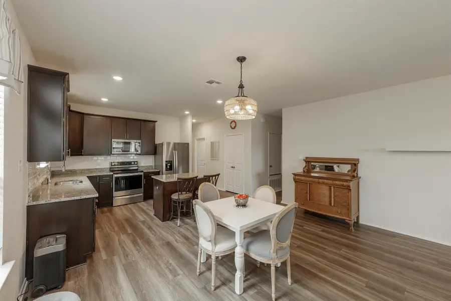 125 Janice Rd, Taylor, TX 76574 - #3