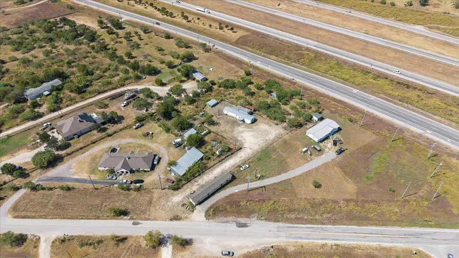 3731 Homannville Trl, Lockhart, TX 78644 - #3