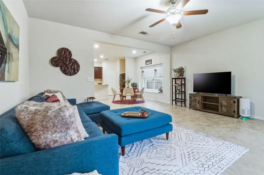 10024 Deer Chase Trl, Austin, TX 78747 - Image #2