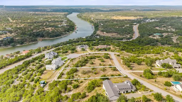 22717 Rainbow Connection Skwy, Spicewood, TX 78669