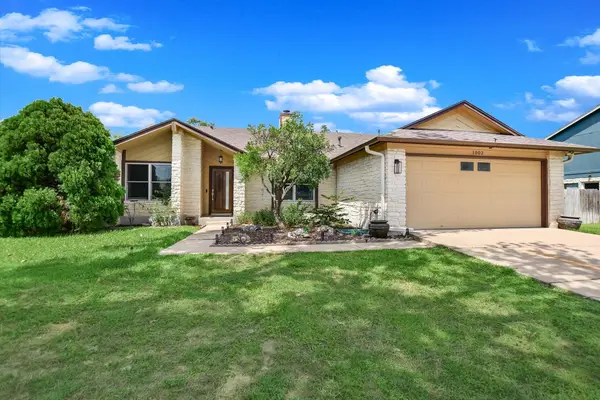 1002 W Noton St, Pflugerville, TX 78660