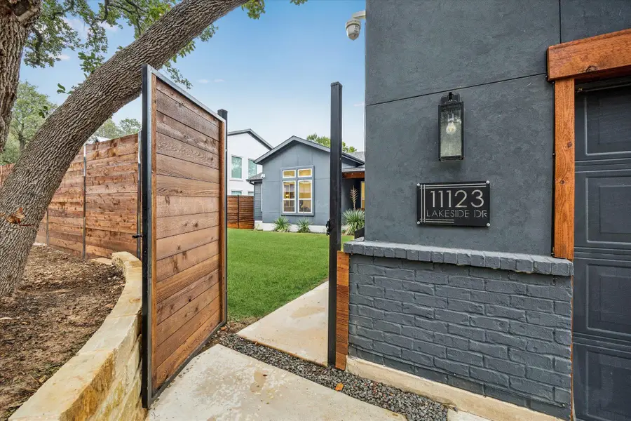 11123 Lakeside Dr, Jonestown, TX 78645 - Image #3