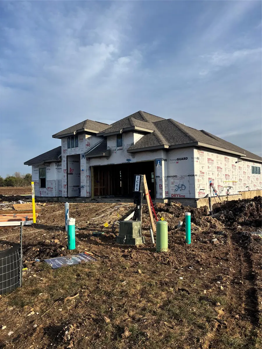 240 Pacific Grove Cir, Liberty Hill, TX 78642 - #2