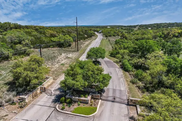 1022 Broken Spoke, Canyon Lake, TX 78133