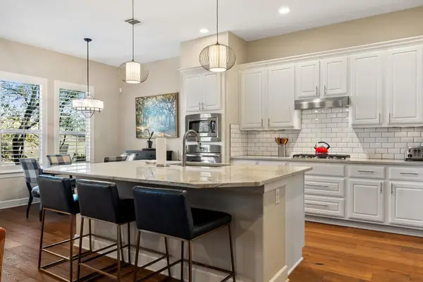 9550 Savannah Ridge Dr #37, Austin, TX 78726