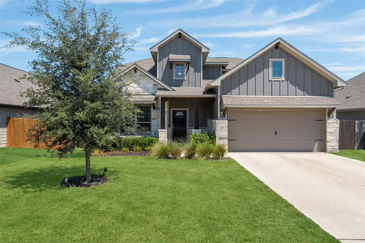 211 Brookside St, Hutto, TX 78634 - #1