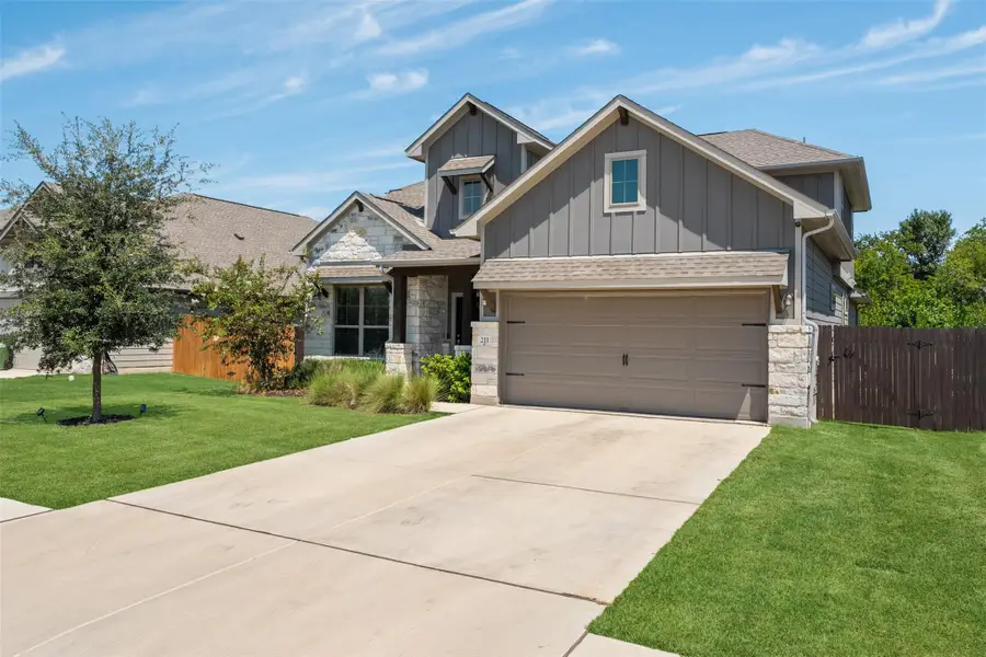 211 Brookside St, Hutto, TX 78634 - #2