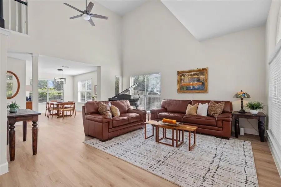 903 Meadow Creek Dr, Pflugerville, TX 78660 - #2