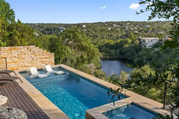 3138 Chisholm Trl, Austin, TX 78734