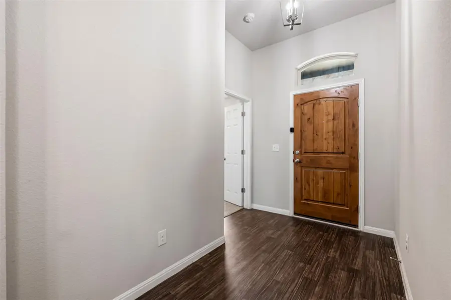 204 Lambert St, Leander, TX 78641 - #3