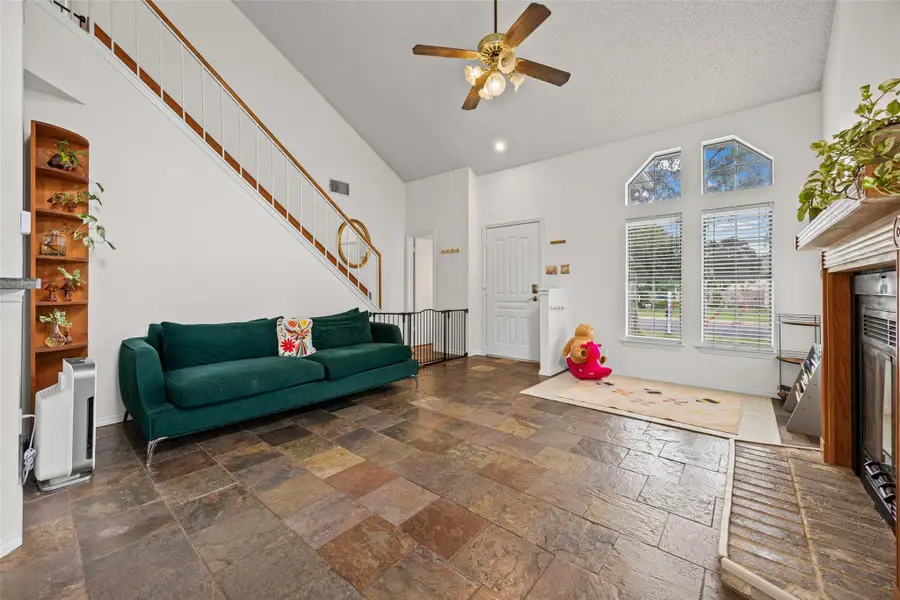 4605 Molera Dr, Austin, TX 78749 - #3