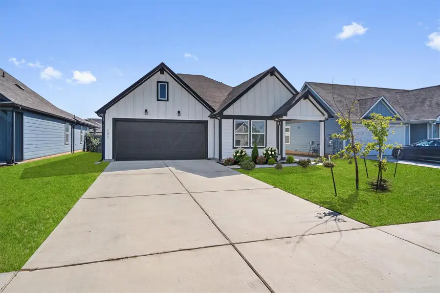 131 Aransas River Rd, Hutto, TX 78634 - #3