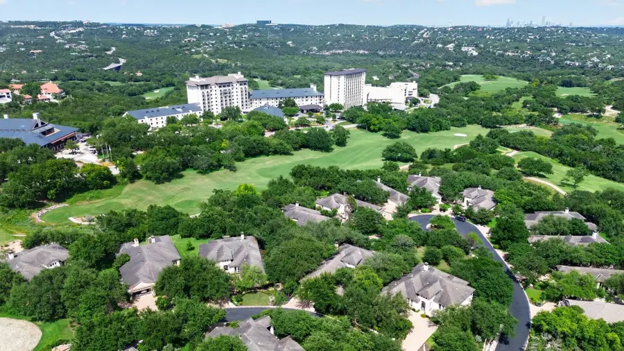 2305 Barton Creek Blvd #40, Austin, TX 78735 - #2