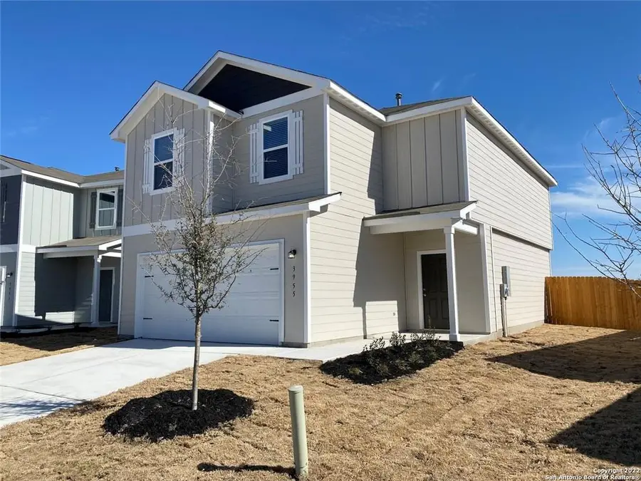 3955 Trail De Paris, New Braunfels, TX 78132 - #2