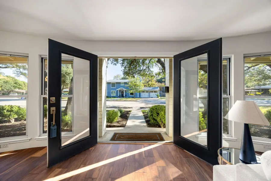 3006 Carlisle Dr, Austin, TX 78757 - Image #3