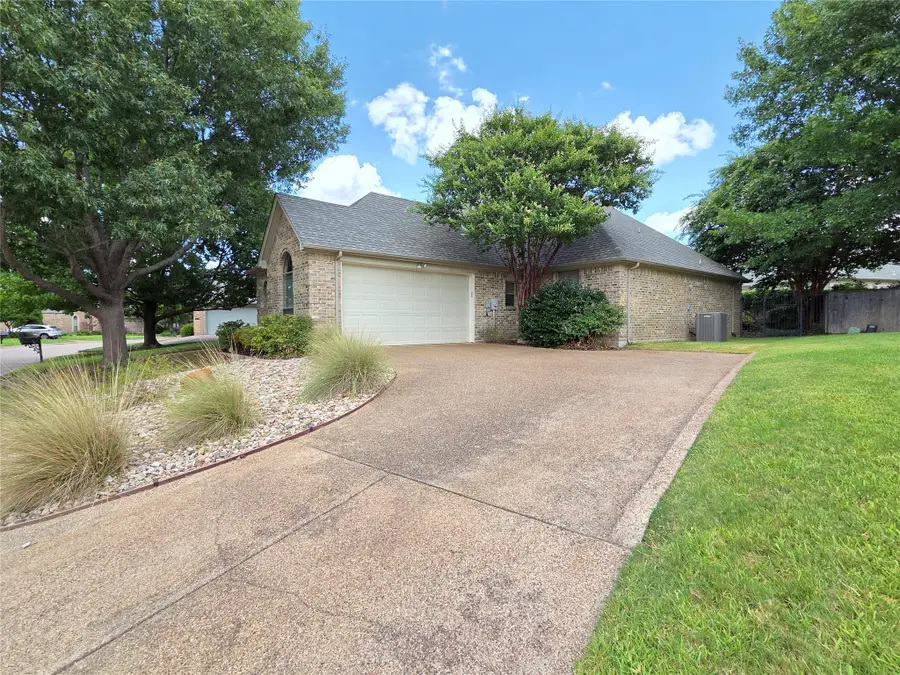 1121 Gabriel Ln, Fort Worth, TX 76116 - #3