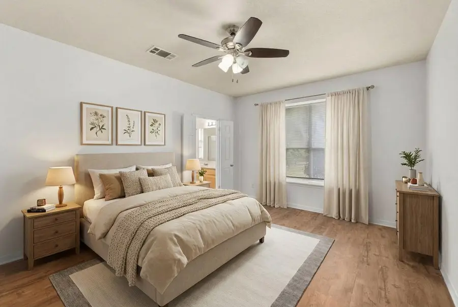 1105 Woodview Dr, Leander, TX 78641 - #2