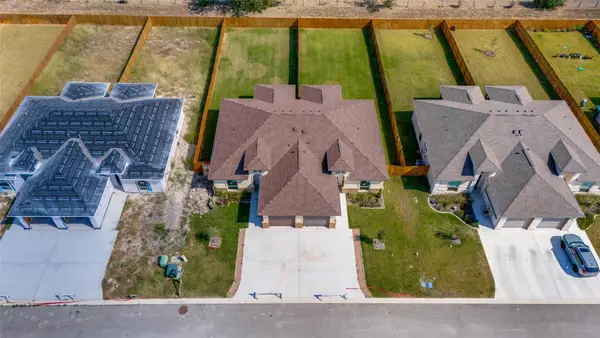 341 & 345 Navarro Way #25 A & B, Seguin, TX 78155