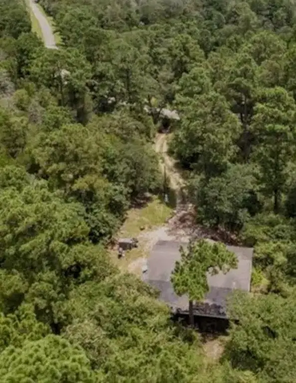 172 Pine Canyon Dr, Smithville, TX 78957 - Image #2