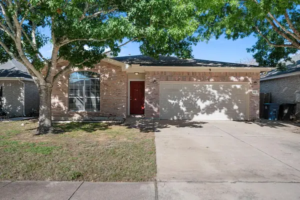 106 Shenandoah Trl, Elgin, TX 78621